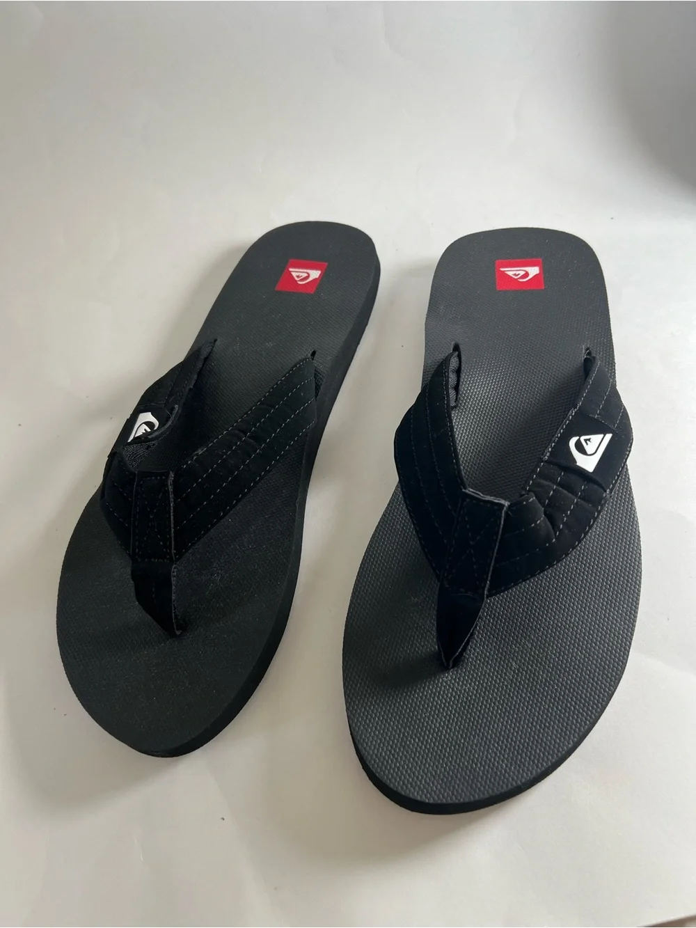 Quiksilver Men's Black Thong Sandals US 13 EU 46 Slip-On Logo Rubber Sole